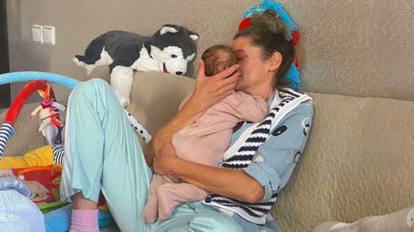 Оксана Фандера впервые показала лицо девятимесячного внука